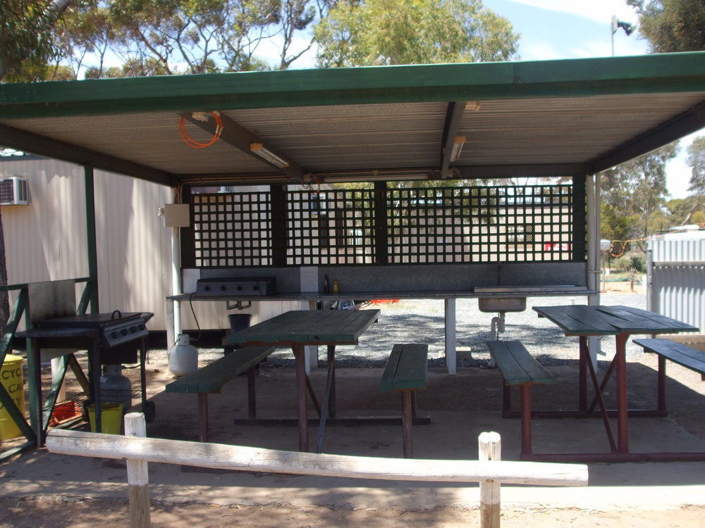 Dundas Acclaim Gateway Caravan Park מראה חיצוני תמונה