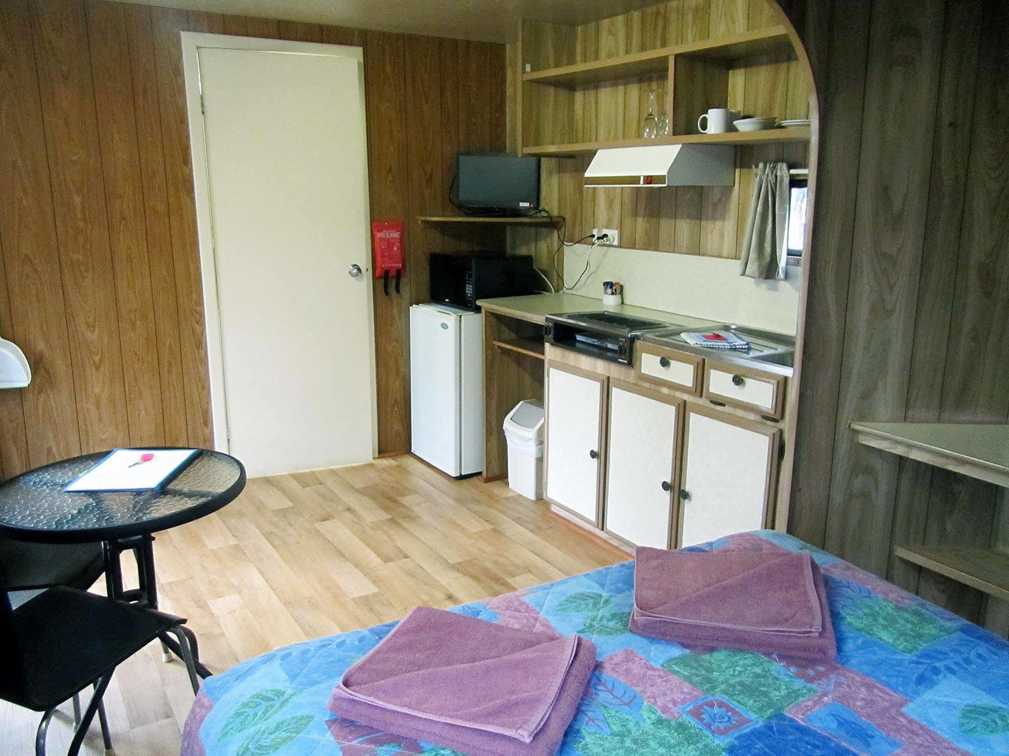 Dundas Acclaim Gateway Caravan Park מראה חיצוני תמונה