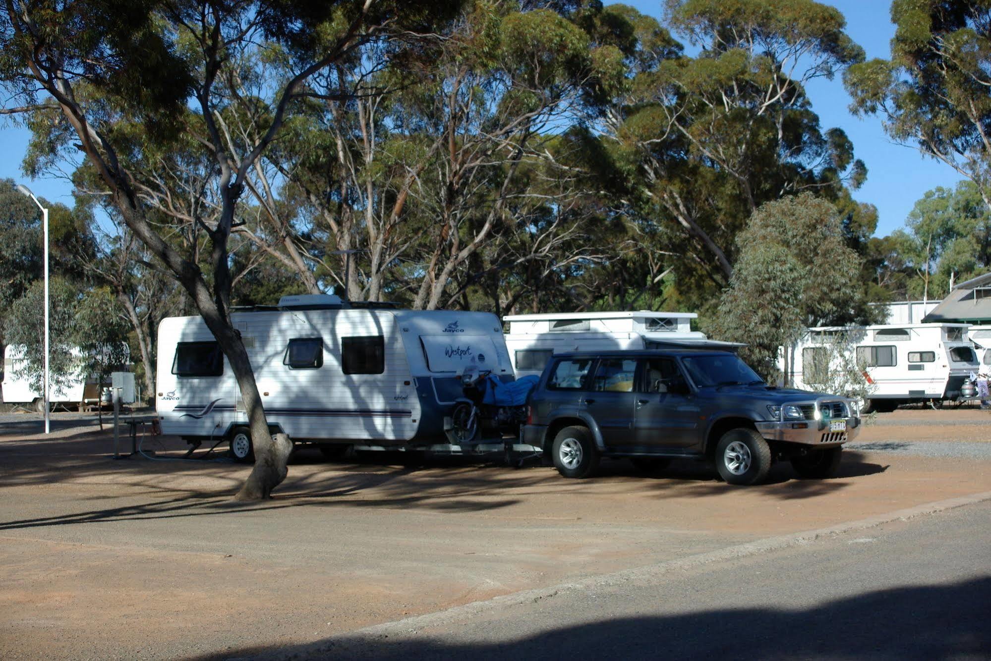 Dundas Acclaim Gateway Caravan Park מראה חיצוני תמונה